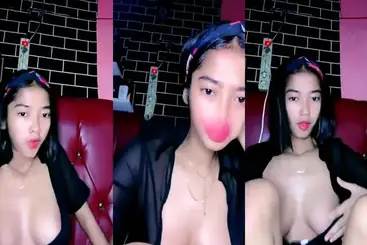 Live Hilly Pamer Toket Muncrat Bikin Nagih Parah